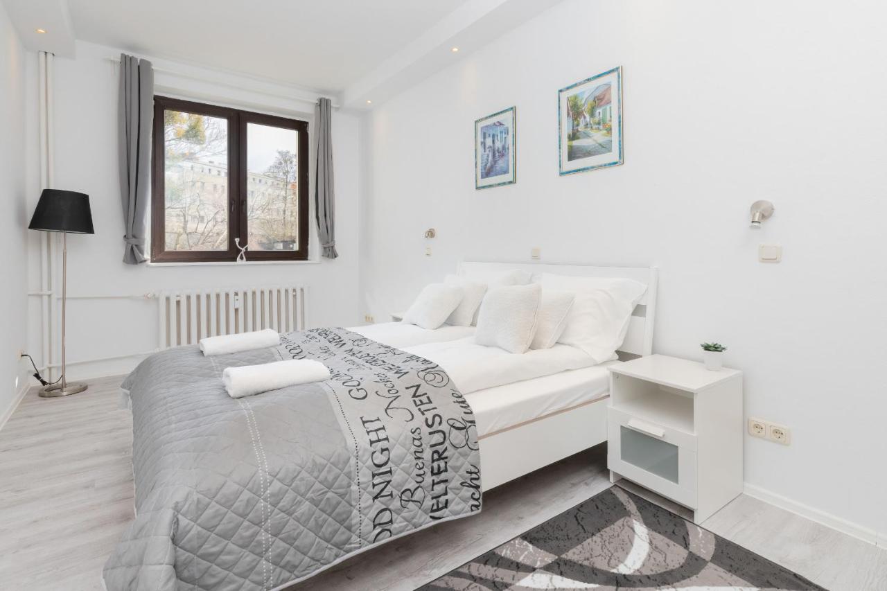 Apartments Riviera Swietojanska By Noclegi Renters Gdynia Kültér fotó